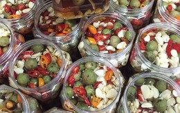 Nhân viên ngân hàng còng lưng làm thêm: Lãi 2 triệu một ngày