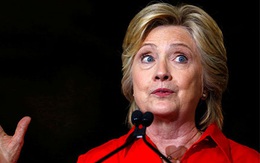 Hillary Clinton bỏ quên tài liệu mật ở khách sạn Nga