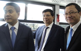 'Bắt lỗi' buýt nhanh BRT ngày đầu chạy chính thức