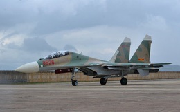 Đến căn cứ của tiêm kích đánh chặn tầm xa Su-27