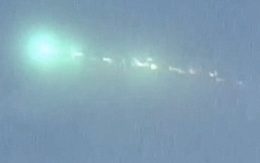 Nhật Bản "phát sốt" vì chứng kiến UFO vần vũ trên bầu trời