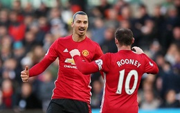 Swansea 1-3 Man United: Ibra thăng hoa, nhưng fan Man United lại "méo mặt"