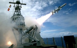 Chiến hạm Mỹ lần đầu bắn tên lửa thành công nhưng... hụt mục tiêu
