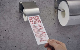 Điện thoại ở Nhật Bản có giấy vệ sinh riêng