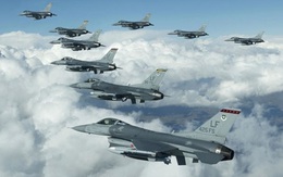 [ẢNH] Mỹ bán tiêm kích F-16 cho Pakistan, Ấn Độ lo ngay ngáy