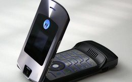 "Ông hoàng nắp gập" Motorola: Mua online được giảm giá hơn 50% vẫn đắt hơn ngoài thị trường