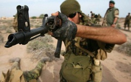 Iran bí mật triển khai hàng trăm tay súng gần biên giới Israel