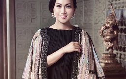 Cận cảnh nhan sắc gợi cảm, sang trọng của em gái Cẩm Ly