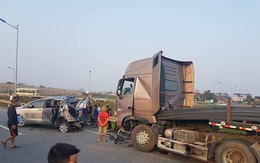10 người thương vong trong vụ tai nạn nghiêm trọng trên cao tốc Hà Nội – Thái Nguyên