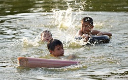 2 học sinh trượt chân vào dòng nước sâu tử vong thương tâm