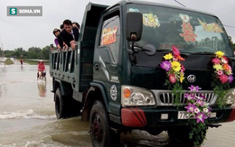 Màn đón cô dâu bằng xe ben độc nhất ở Bình Định