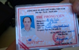 Tông xe vào trụ sở UBND tỉnh Thanh Hoá, rút thẻ phóng viên ra dọa
