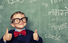 Trẻ con và người lớn, ai học ngoại ngữ nhanh hơn?