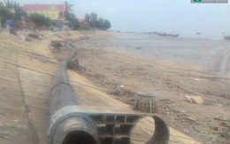 Ngư dân phát hiện vòi lớn nghi đường ống xả thải nổi trên biển