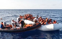Hơn 100 người thiệt mạng trong vụ chìm thuyền ngoài khơi Lybia