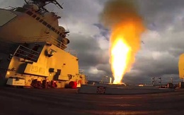 Tàu chiến suýt trúng tên lửa: Sao Mỹ không thừa nhận đã bắn SM-2?