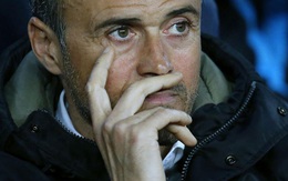 Luis Enrique xấu hổ vì Barca, Simeone cay cú với trọng tài