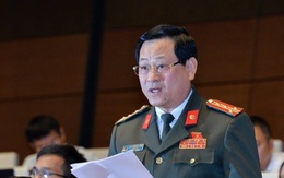 Giám đốc CA Nghệ An kể chuyện bị chất vấn "ai cho phép dùng quả nổ tấn công vào dân"