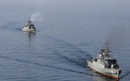 Mỹ-Iran căng thẳng sau vụ Tàu Hải quân Mỹ bắn cảnh cáo tàu Iran