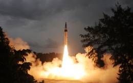 Xem Ấn Độ thử tên lửa có khả năng mang đầu đạn hạt nhân