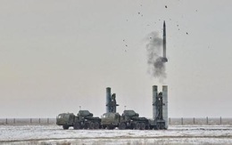 Mỹ mạnh tay mua vũ khí đối phó với S-400