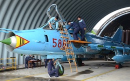 Quân chủng PK-KQ tổ chức "Ngày Kỹ thuật mẫu" cho khối các Trung đoàn Không quân tiêm kích bom Su-22