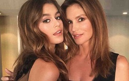 Con gái Cindy Crawford xinh đẹp, dáng chuẩn như siêu mẫu