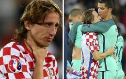 Modric khóc nức nở, Ronaldo lặng lẽ tiến đến an ủi