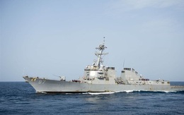 Tàu khu trục Mỹ lại bị tấn công bằng tên lửa khi đi qua Yemen
