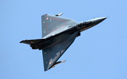 Ấn Độ bạo chi quốc phòng, chấp thuận mua hơn 1.000 máy bay, xe tăng
