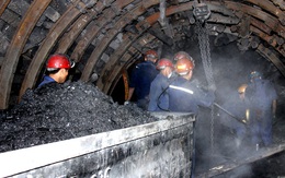 Quảng Ninh: Đẩy xe trong hầm than, một công nhân tử vong