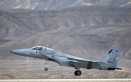 Mỹ tiết lộ đã chuyển giao nhiều vũ khí hạng nặng cho Israel