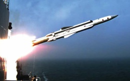 Lộ ảnh tên lửa chống hạm siêu âm mới của Trung Quốc