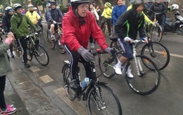 Mưa rét 7 độ C, Đại sứ Mỹ Ted Osius đạp xe 840 km xuyên Việt