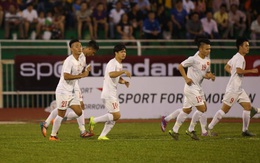 Malaysia hớ hênh, U23 Việt Nam được “biếu không” bàn thắng ngay giây 40