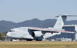Vừa được phép xuất khẩu, máy bay C-2 tối tân của Nhật đã có 2 khách: Ai?
