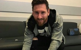 Messi chính thức gia hạn hợp đồng nhưng Barca lại không chút vui mừng