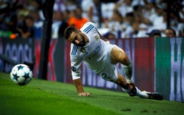 Carvajal gặp vấn đề về tim, Real Madrid tan hoang hàng thủ