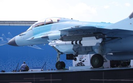 Từ Nga: Loạt ảnh cận cảnh MiG-35 lần đầu lộ diện tại MAKS 2017