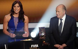 Nữ cầu thủ tố bị chủ tịch FIFA sàm sỡ ngay lúc trao Quả bóng vàng