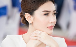 Ngọc Duyên khoe khéo nhẫn kim cương đắt đỏ trước khi lấy chồng đại gia