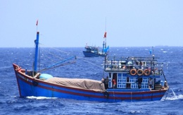 Cảnh sát biển Philippines bắn súng vào tàu cá làm chết 2 ngư dân Phú Yên