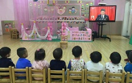 TQ: Trường mẫu giáo tổ chức cho học sinh nghe diễn văn Đại hội đảng của ông Tập Cận Bình