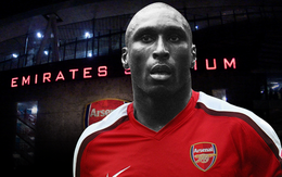 Sol Campbell: Gã khổng lồ cô đơn không thể bị hạ gục cả trên sân lẫn ngoài đời