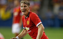 Sau bao cố gắng, Schweinsteiger cũng được Man United "khôi phục danh phận"