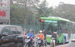 Hà Nội sẽ phạt cả xe buýt thường đi vào làn đường buýt nhanh qua camera giao thông