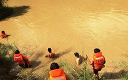 Đắk Lắk: Chìm thuyền giữa sông Krông Na, 3 người chết và mất tích
