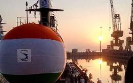 Tàu ngầm 200 triệu USD Ấn Độ "vô hại" vì thiếu ngư lôi