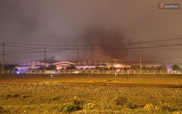 Cháy lớn trong đêm tại nhà máy ô tô Trường Hải Quảng Nam