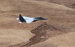 Israel dọa phá tan hệ thống phòng không của Syria